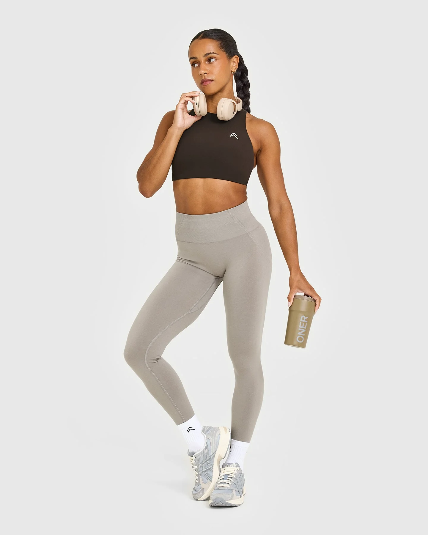 EasyLift™ High Neck Sports Bra with White Logo | 70% Cocoa - Image 5