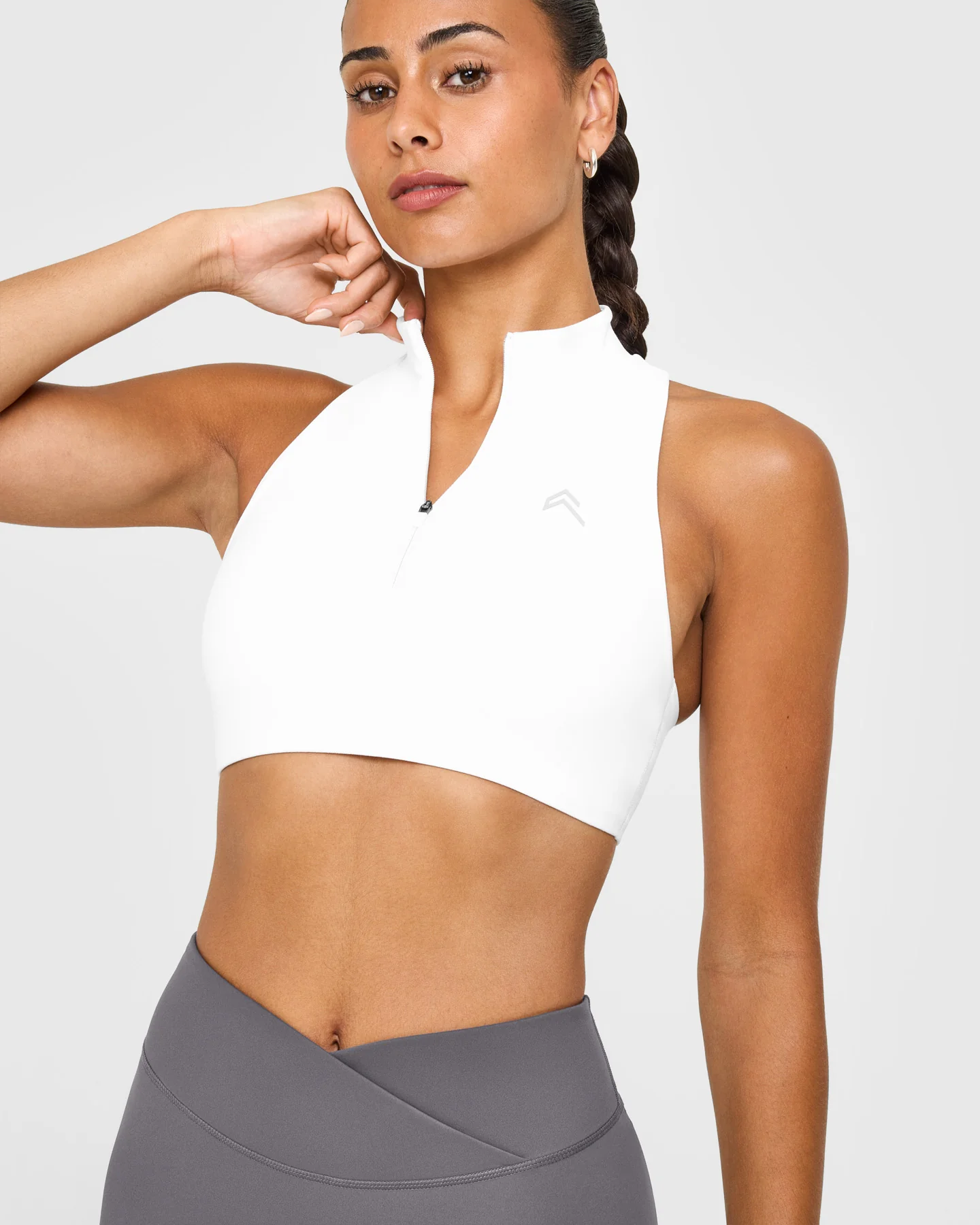 EasyLift™ Zip High Neck Sports Bra | White - Image 2