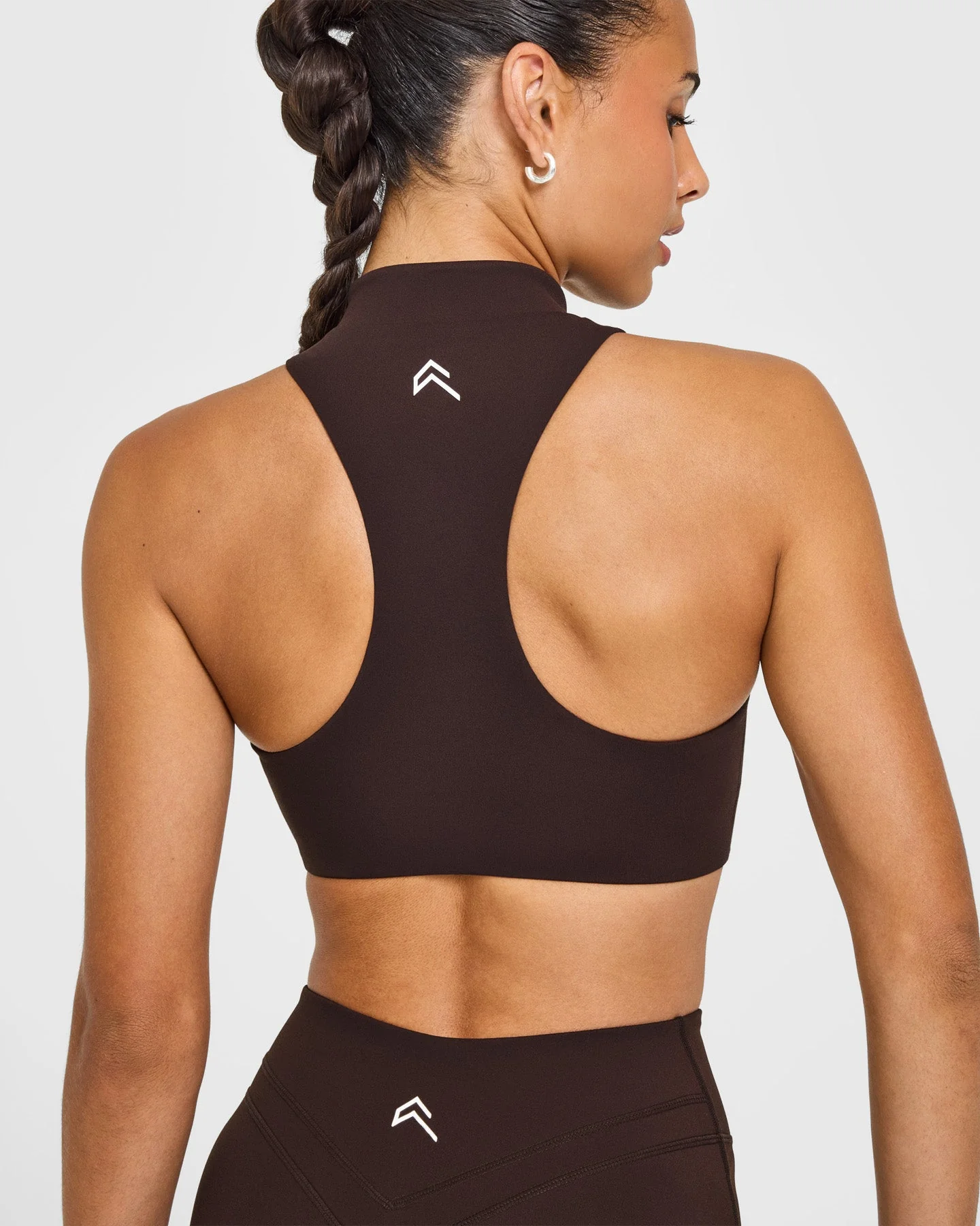 EasyLift™ Zip High Neck Sports Bra with White Logo | 70% Cocoa - Image 5