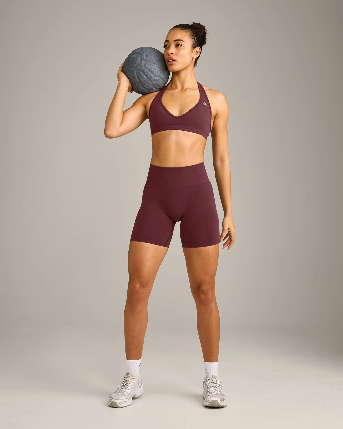 EffortlessLift™ Seamless Halter Neck Sports Bra with Grey Logo | Velvet Mocha - Image 2