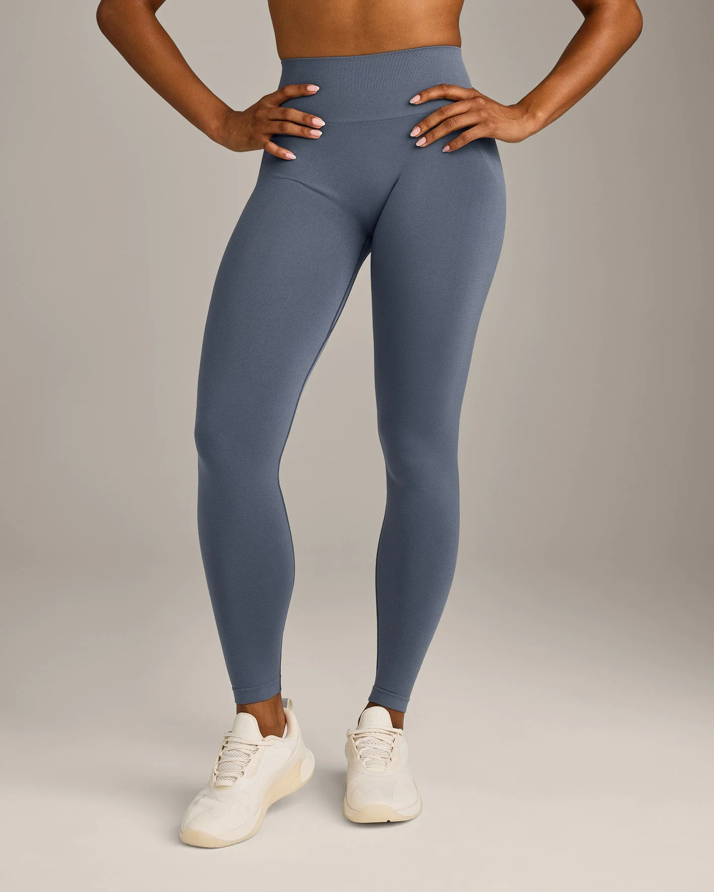 EffortlessLift™ Seamless Leggings with Grey Logo | Light Granite Blue - Image 6