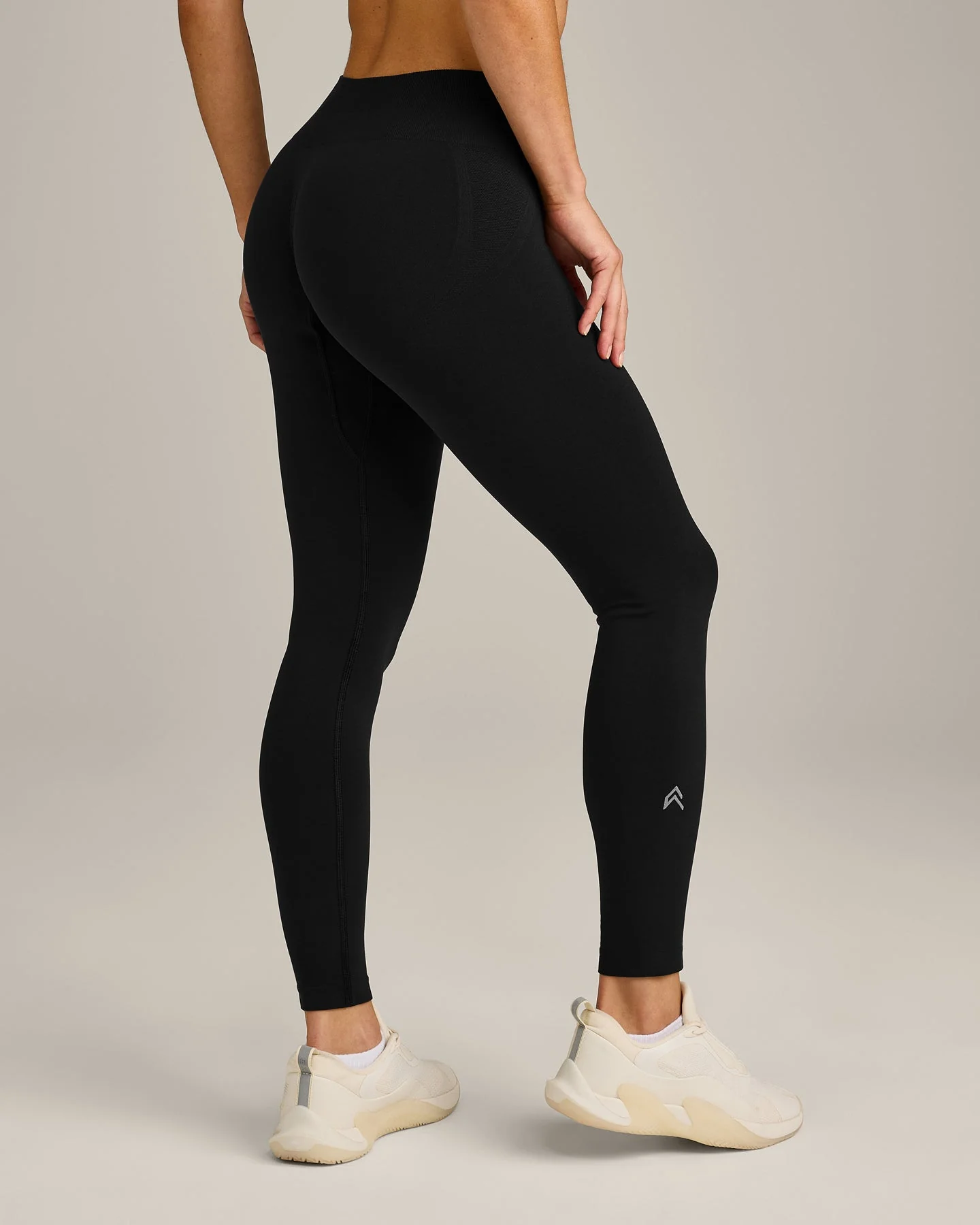 EffortlessLift™ Seamless Mid Rise Leggings New Branding | Black