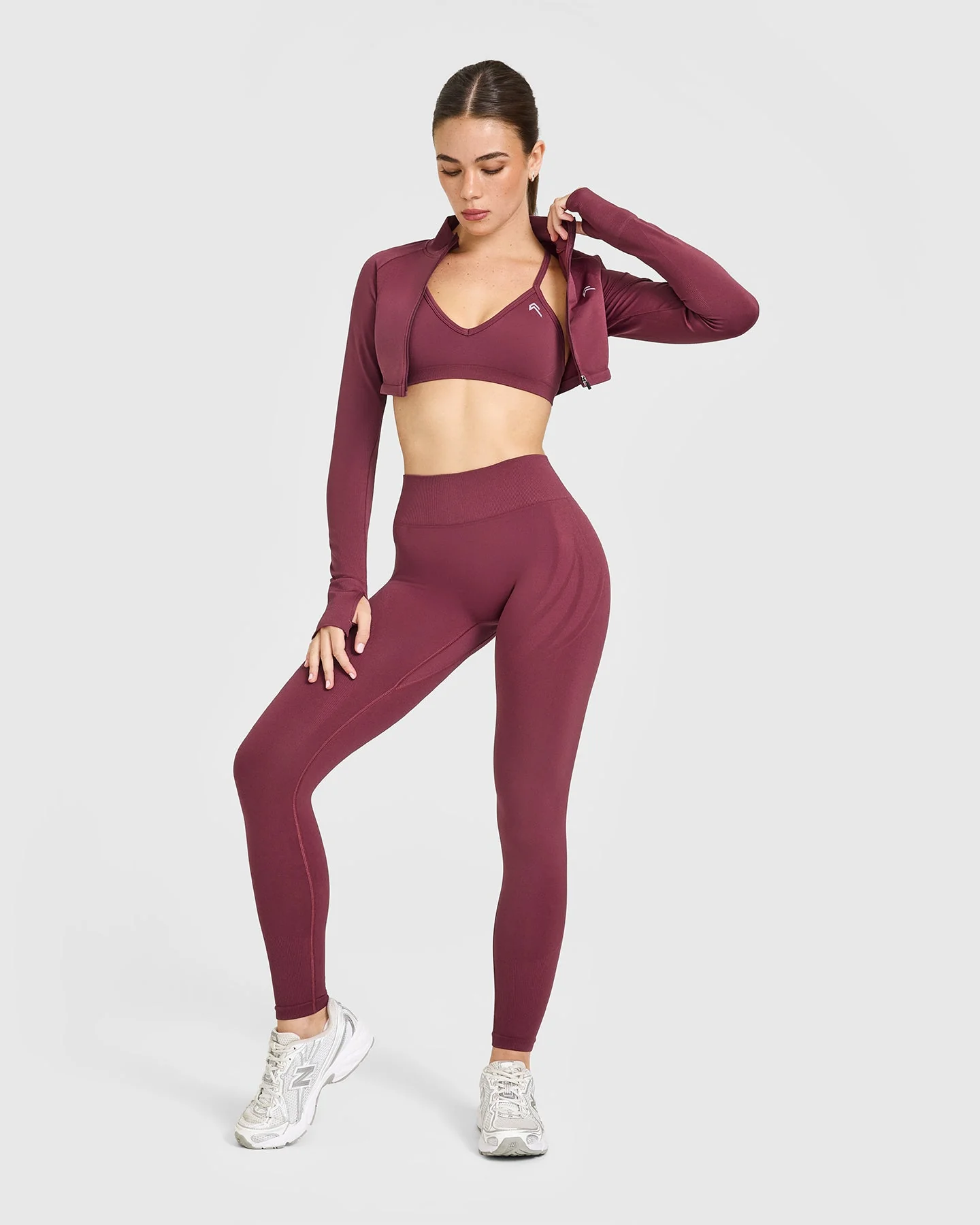EnhanceLift™ Seamless Strappy Sports Bra with White Logo | Burnt Maroon - Image 3