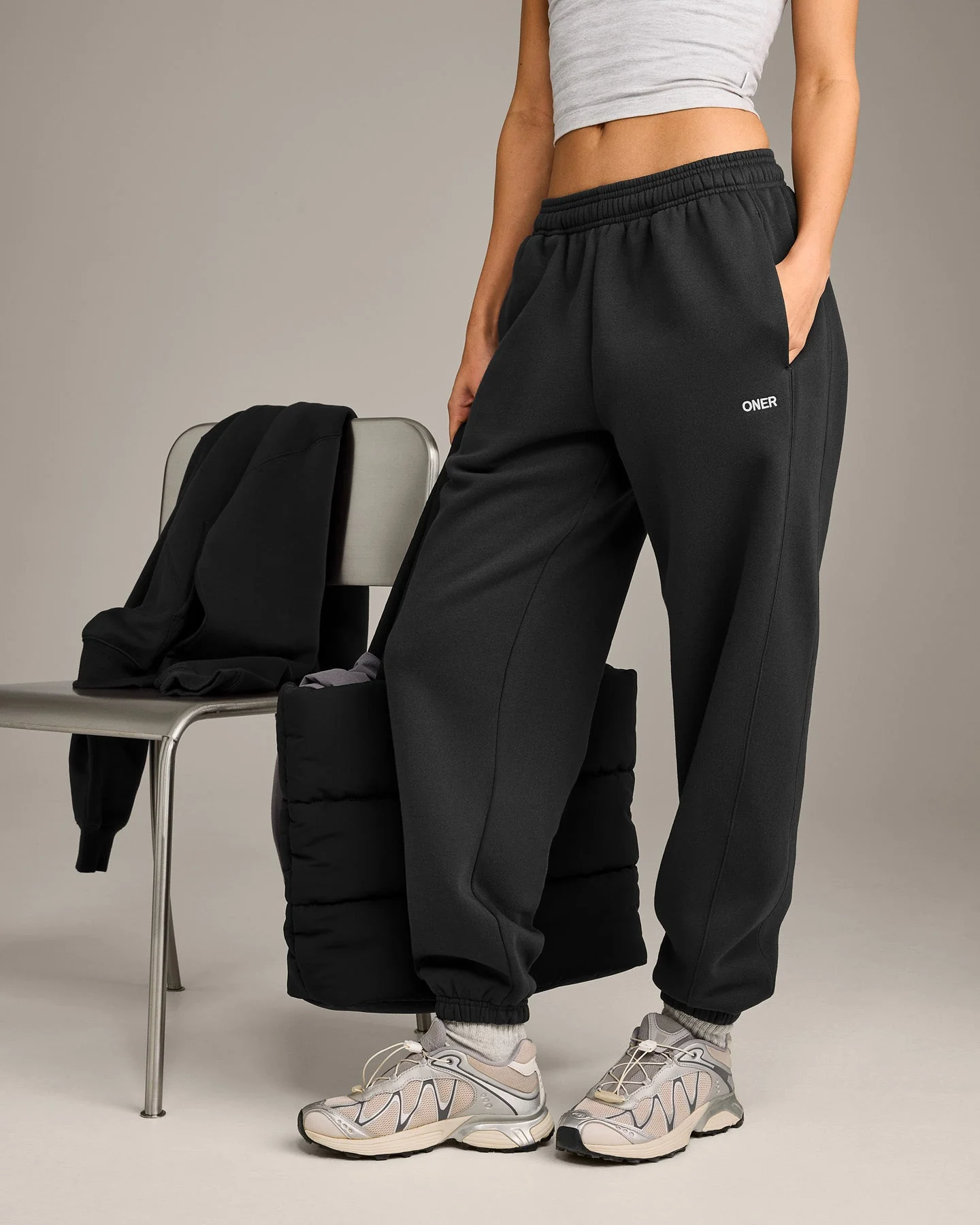 Foundations Cosy Joggers | Soft Black - Image 4