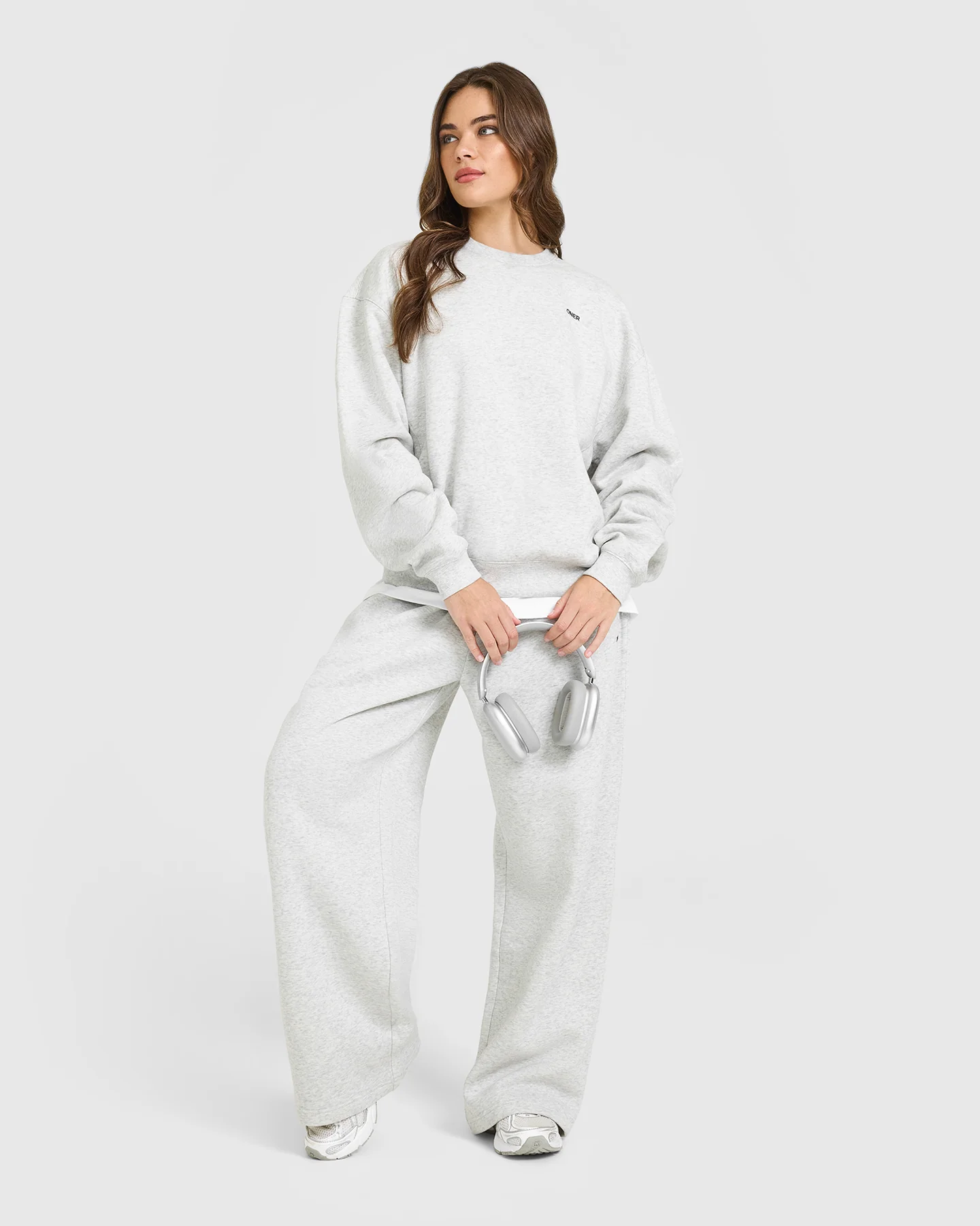 Foundations Crew Neck Sweatshirt | Light Grey Marl - Image 3