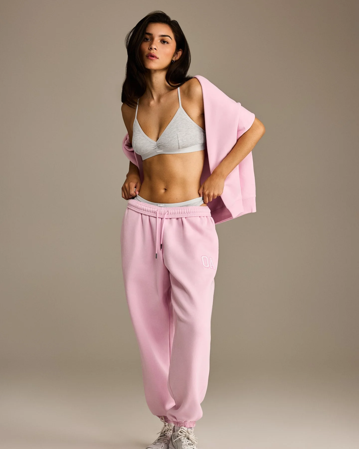 Foundations Oversized Oner Girlfriend Joggers | Chalk Pink - Image 2