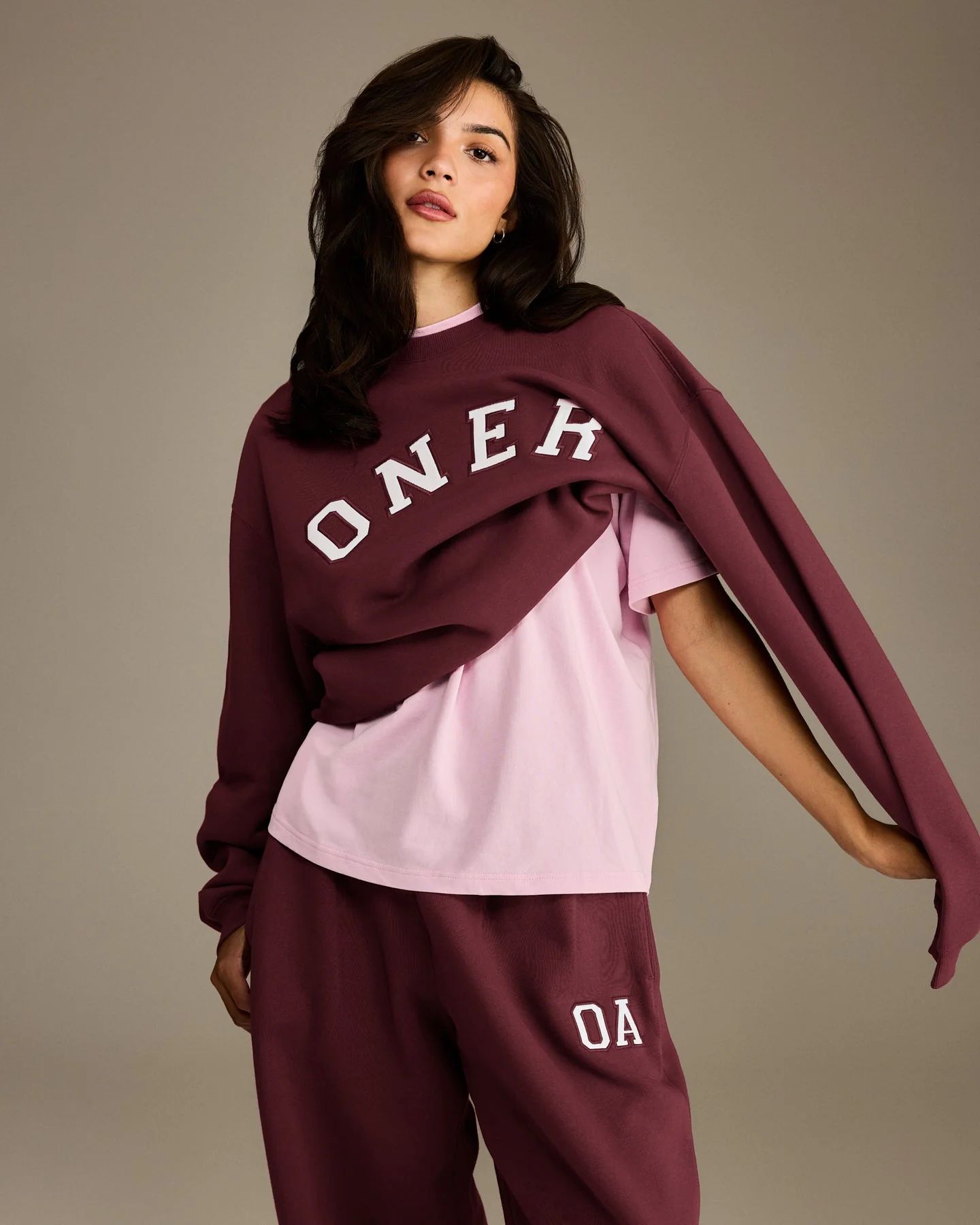 Foundations Oversized Oner Girlfriend Sweatshirt | Rosewood - Image 2