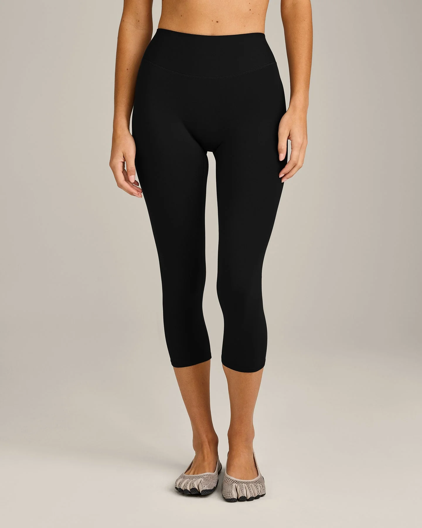 SoftMotion™ 3/4 Length Leggings with Grey Logo | Black - Image 5