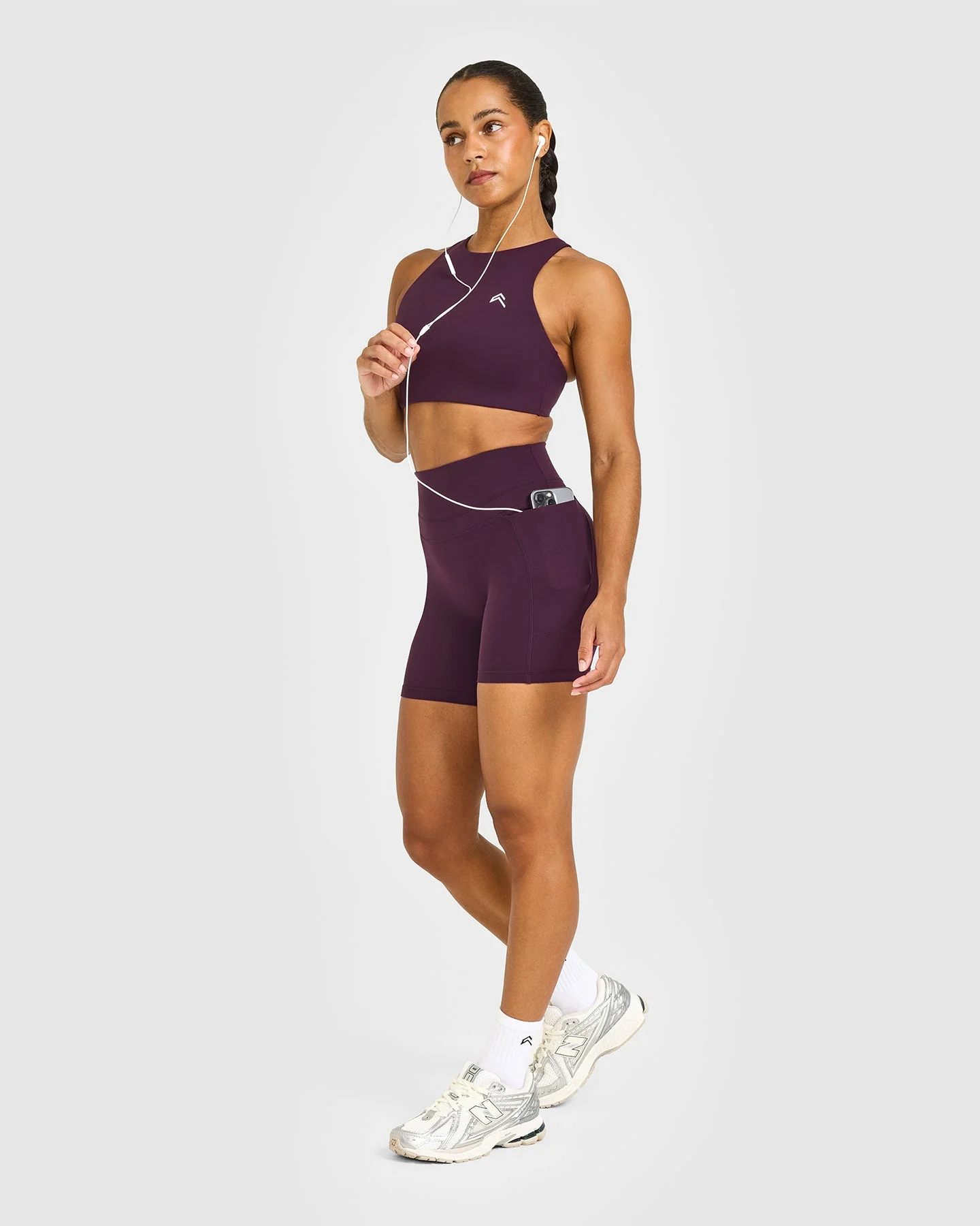 UnifiedMove™ High Waisted Pocket Shorts 6" | Blackberry Purple - Image 3